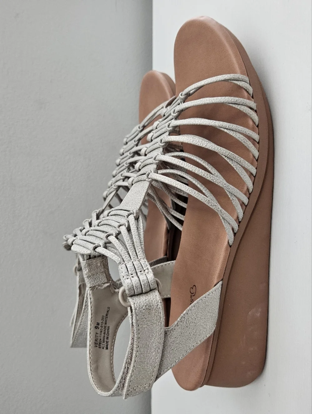 BareTraps lightweight wedge